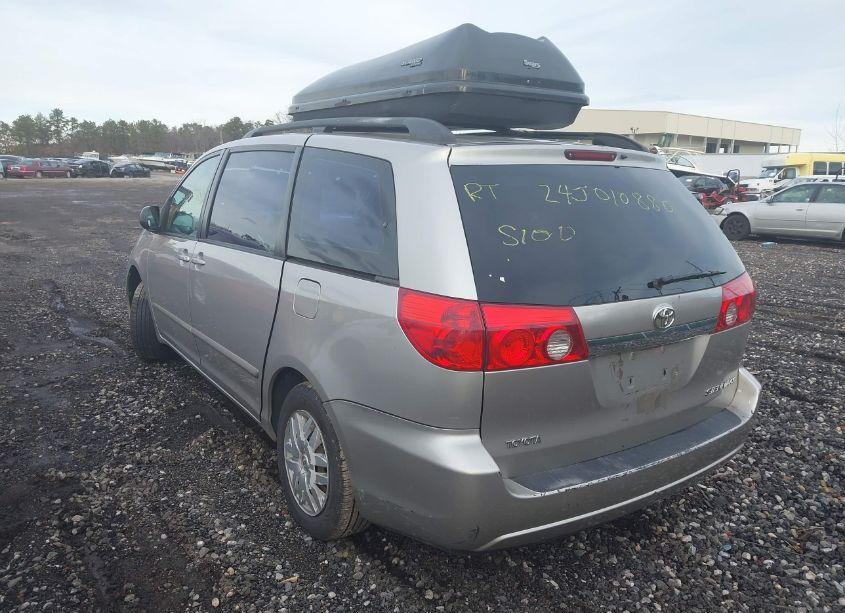 Photo 3 of 2006 Toyota Sienna CE (VIN 5TDZA23C16S514676)