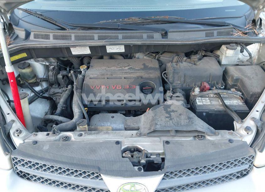 Photo 10 of 2004 Toyota Sienna CE (VIN 5TDZA23C24S069104)