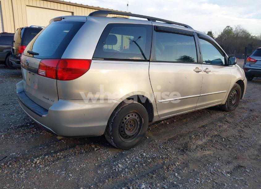 Photo 4 of 2004 Toyota Sienna CE (VIN 5TDZA23C24S069104)