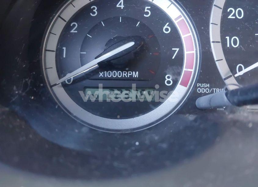 Photo 7 of 2004 Toyota Sienna CE (VIN 5TDZA23C24S069104)