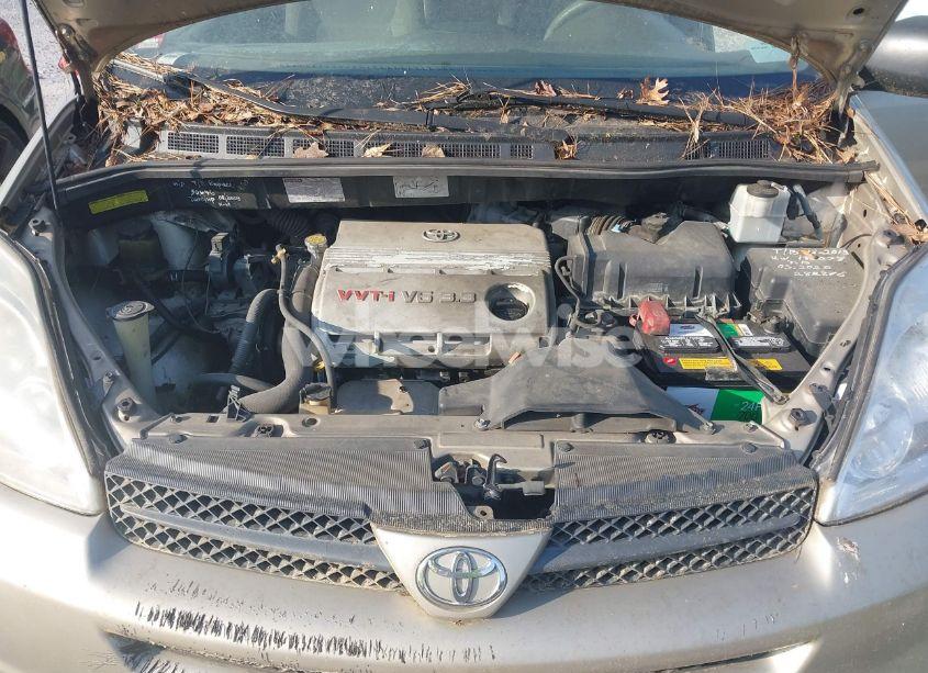 Photo 10 of 2004 Toyota Sienna LE (VIN 5TDZA23C24S072441)