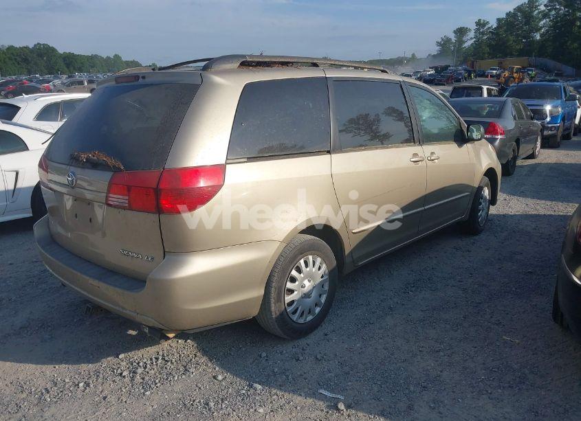 Photo 4 of 2004 Toyota Sienna LE (VIN 5TDZA23C24S072441)