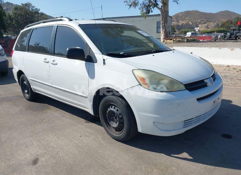 2004 Toyota Sienna CE (VIN 5TDZA23C24S086551) main photo
