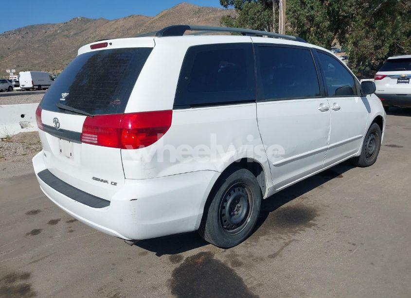 Photo 4 of 2004 Toyota Sienna CE (VIN 5TDZA23C24S086551)