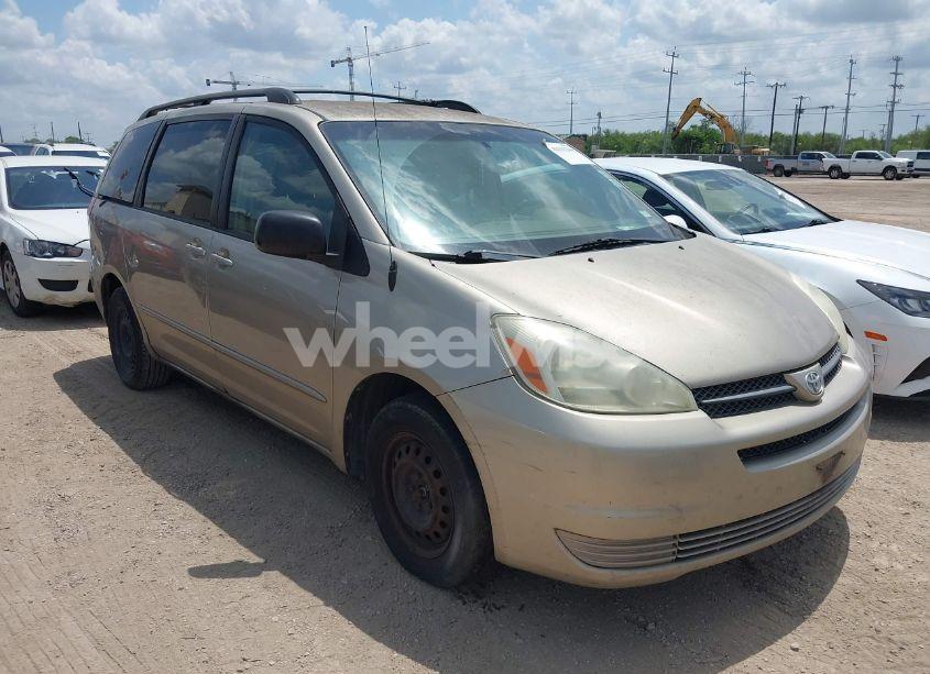 2004 Toyota Sienna LE (VIN 5TDZA23C24S087828) main photo