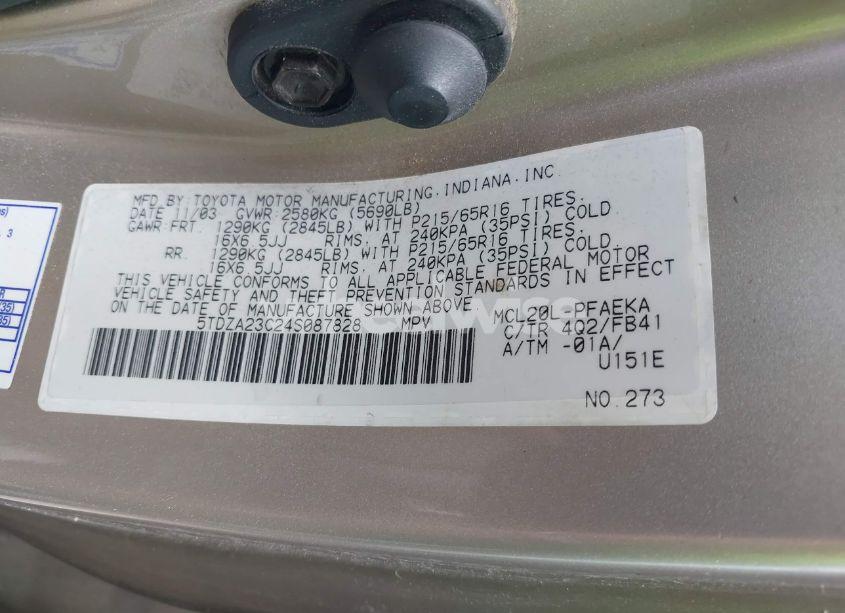 Photo 9 of 2004 Toyota Sienna LE (VIN 5TDZA23C24S087828)