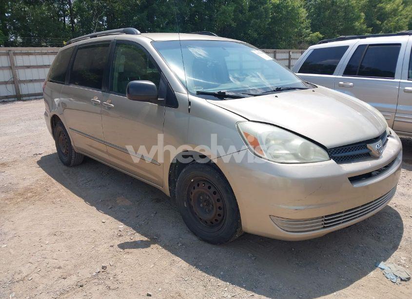 2004 Toyota Sienna LE (VIN 5TDZA23C24S149275) main photo
