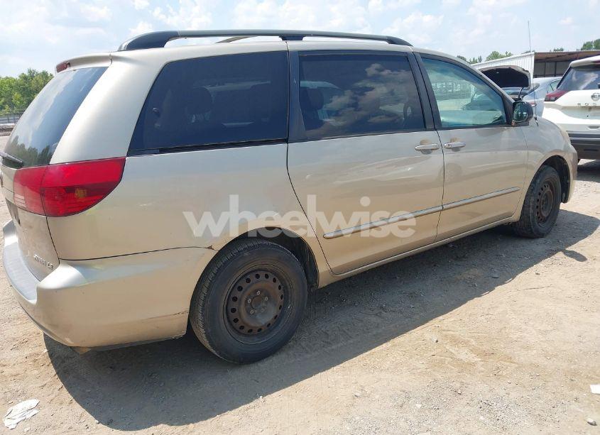 Photo 4 of 2004 Toyota Sienna LE (VIN 5TDZA23C24S149275)