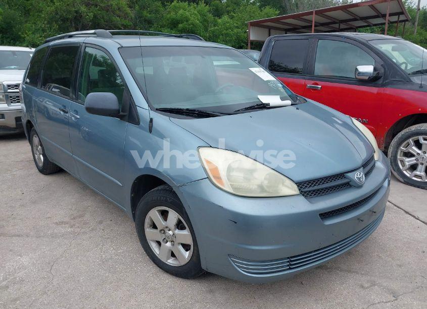 2004 Toyota Sienna LE (VIN 5TDZA23C24S190473) main photo