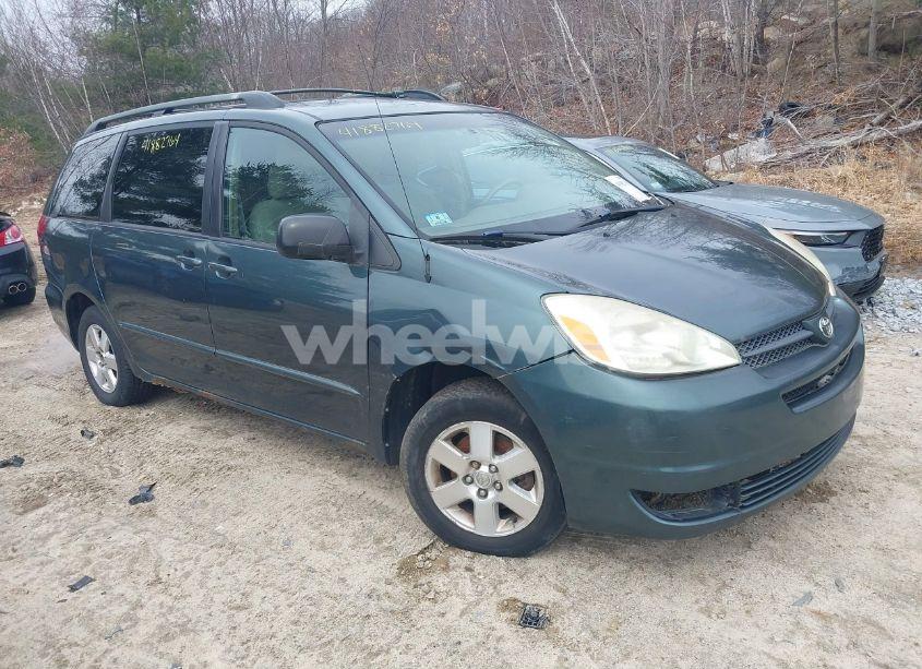 2005 Toyota Sienna LE (VIN 5TDZA23C25S246087) main photo