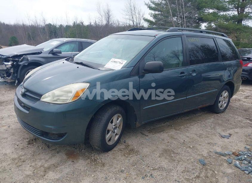 Photo 2 of 2005 Toyota Sienna LE (VIN 5TDZA23C25S246087)