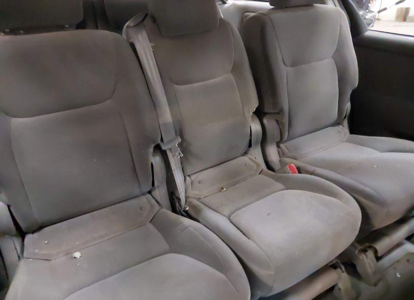 Photo 8 of 2005 Toyota Sienna LE (VIN 5TDZA23C25S247238)