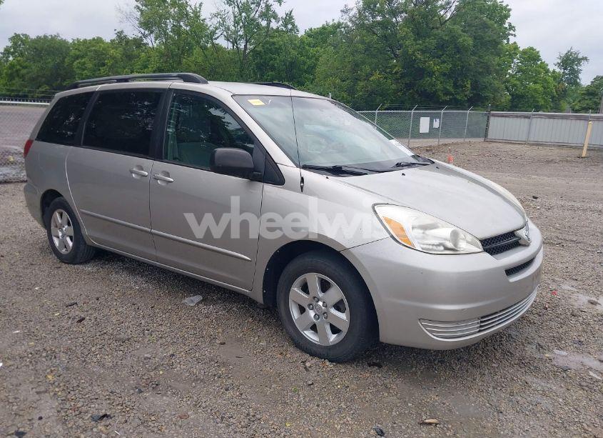 2005 Toyota Sienna LE (VIN 5TDZA23C25S254836) main photo