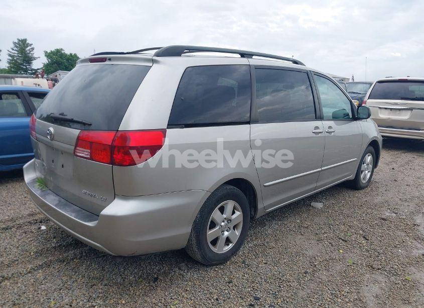 Photo 4 of 2005 Toyota Sienna LE (VIN 5TDZA23C25S254836)