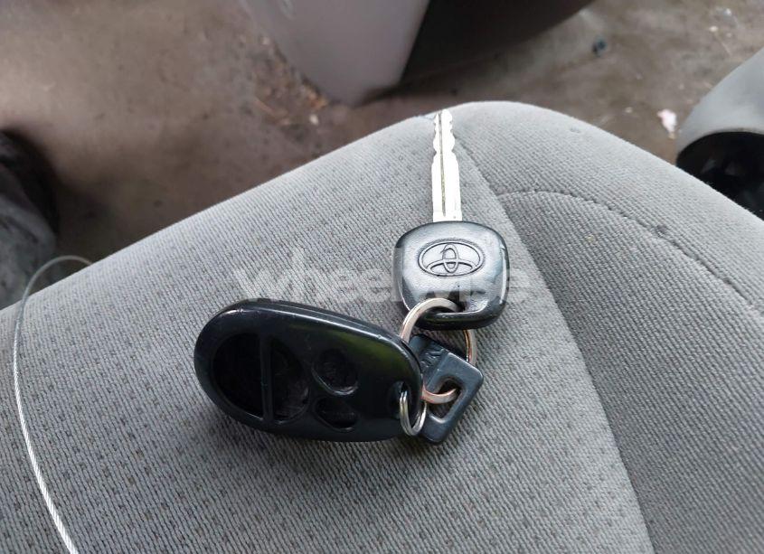 Photo 11 of 2005 Toyota Sienna LE (VIN 5TDZA23C25S255937)