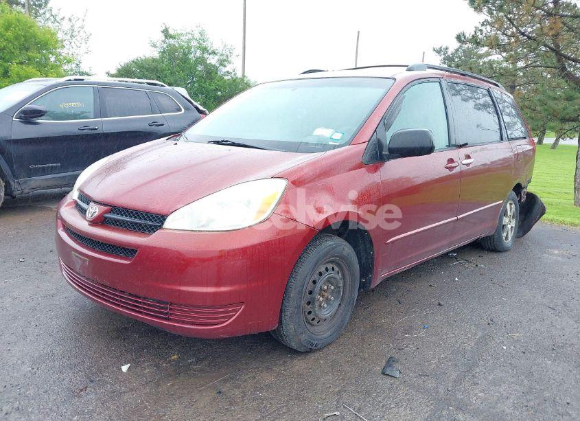 Photo 2 of 2005 Toyota Sienna LE (VIN 5TDZA23C25S255937)