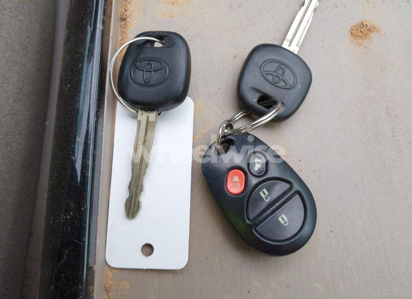 Photo 11 of 2005 Toyota Sienna LE (VIN 5TDZA23C25S256778)