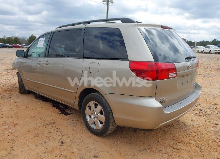 Photo 3 of 2005 Toyota Sienna LE (VIN 5TDZA23C25S256778)