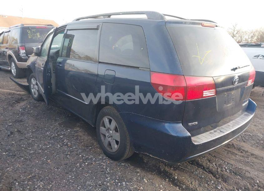 Photo 3 of 2005 Toyota Sienna LE (VIN 5TDZA23C25S286668)