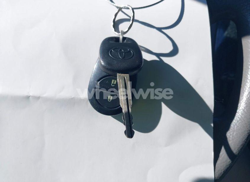 Photo 11 of 2005 Toyota Sienna LE (VIN 5TDZA23C25S291854)