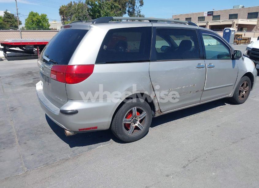 Photo 4 of 2005 Toyota Sienna LE (VIN 5TDZA23C25S301363)