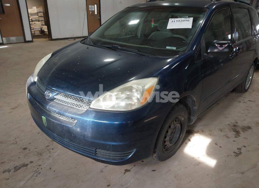 Photo 2 of 2005 Toyota Sienna CE (VIN 5TDZA23C25S334962)
