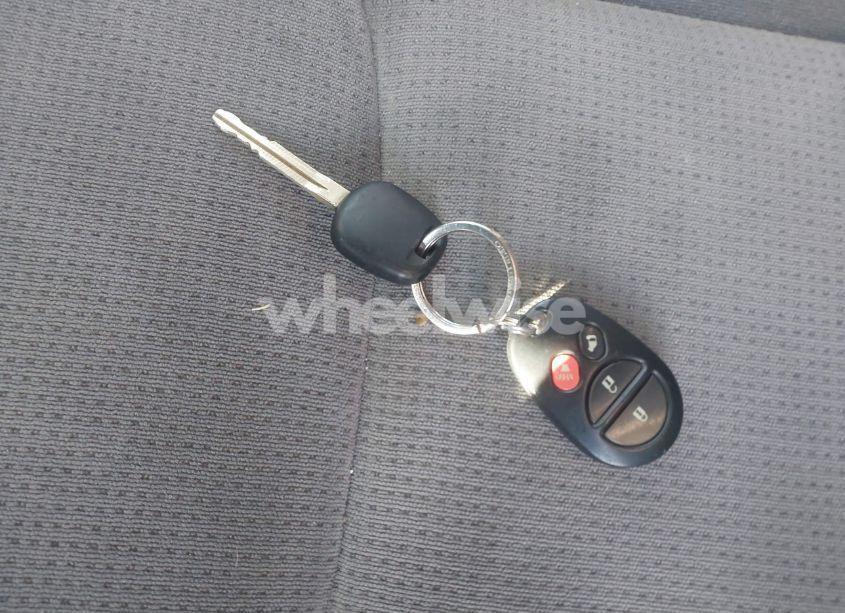 Photo 11 of 2005 Toyota Sienna LE (VIN 5TDZA23C25S343970)