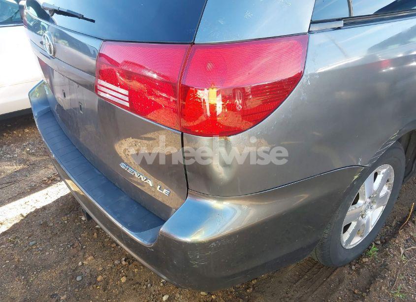 Photo 13 of 2005 Toyota Sienna LE (VIN 5TDZA23C25S356329)