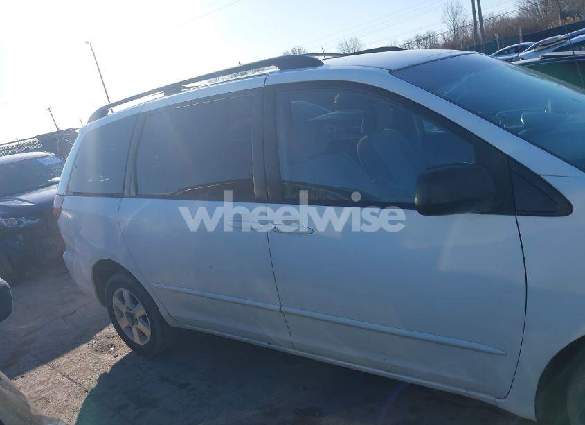 Photo 13 of 2005 Toyota Sienna CE/LE (VIN 5TDZA23C25S368237)