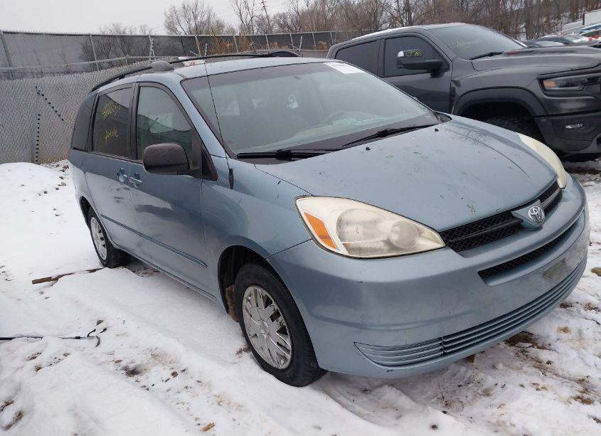 2005 Toyota Sienna LE (VIN 5TDZA23C25S383403) main photo