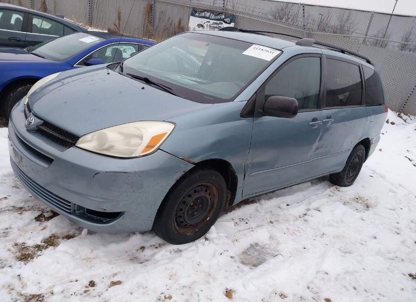 Photo 2 of 2005 Toyota Sienna LE (VIN 5TDZA23C25S383403)