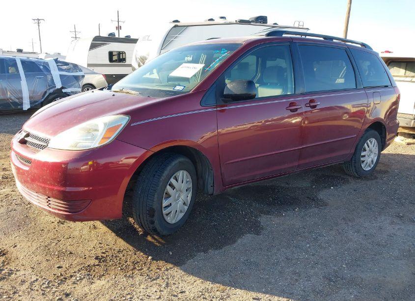 Photo 2 of 2005 Toyota Sienna CE (VIN 5TDZA23C25S383479)