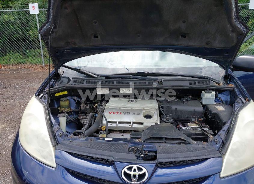 Photo 10 of 2006 Toyota Sienna CE/LE (VIN 5TDZA23C26S415817)