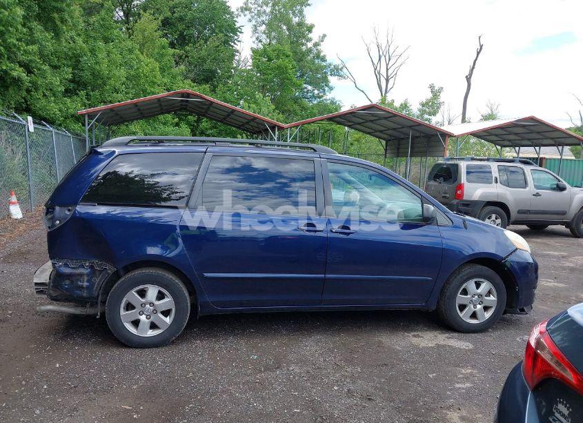 Photo 13 of 2006 Toyota Sienna CE/LE (VIN 5TDZA23C26S415817)