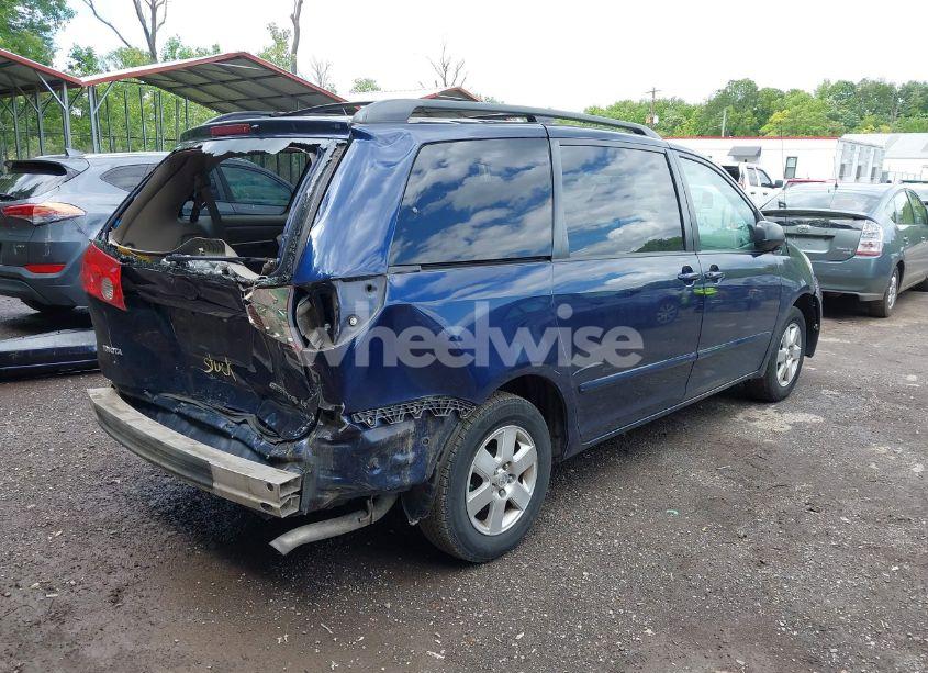 Photo 4 of 2006 Toyota Sienna CE/LE (VIN 5TDZA23C26S415817)