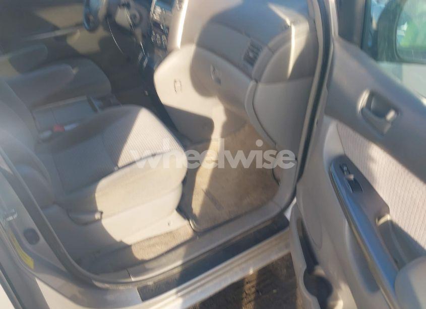 Photo 5 of 2006 Toyota Sienna LE (VIN 5TDZA23C26S418233)