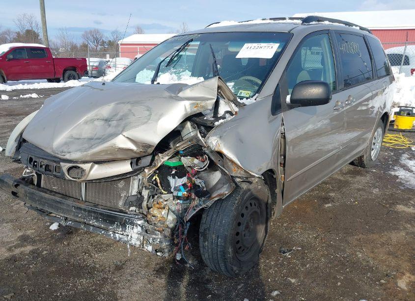Photo 6 of 2006 Toyota Sienna LE (VIN 5TDZA23C26S459414)