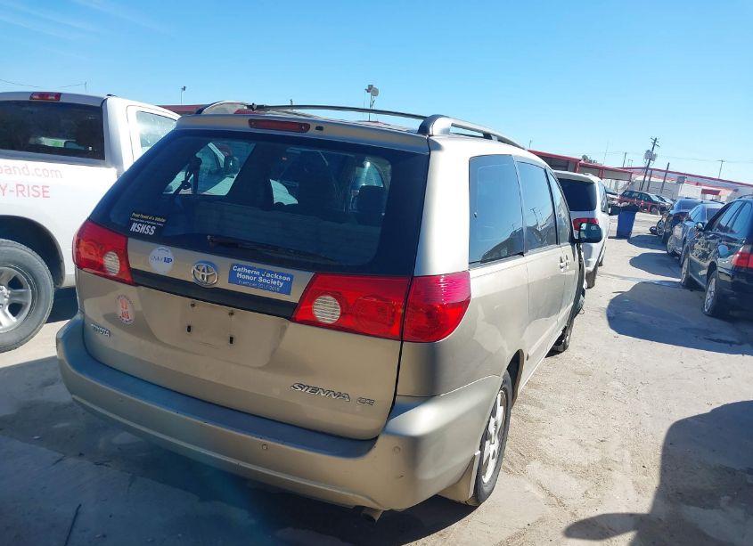 Photo 4 of 2006 Toyota Sienna CE (VIN 5TDZA23C26S468694)