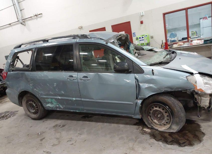 Photo 12 of 2006 Toyota Sienna LE (VIN 5TDZA23C26S497225)