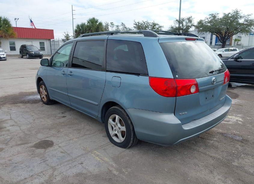 Photo 3 of 2006 Toyota Sienna LE (VIN 5TDZA23C26S509924)