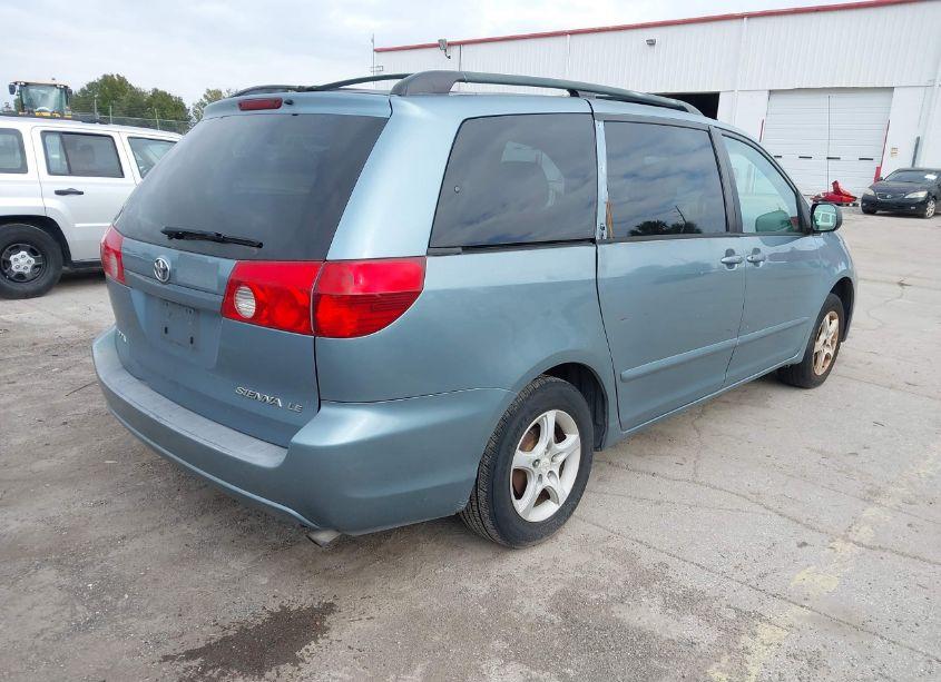 Photo 4 of 2006 Toyota Sienna LE (VIN 5TDZA23C26S509924)