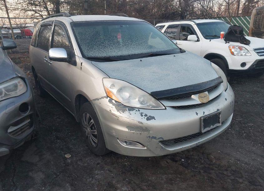 2006 Toyota Sienna CE/LE (VIN 5TDZA23C26S511902) main photo