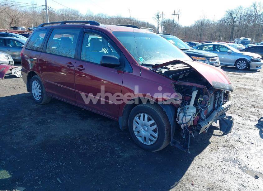 2006 Toyota Sienna CE (VIN 5TDZA23C26S516596) main photo