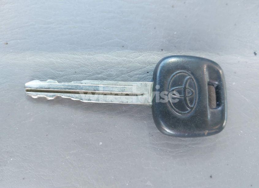 Photo 11 of 2006 Toyota Sienna CE (VIN 5TDZA23C26S516596)