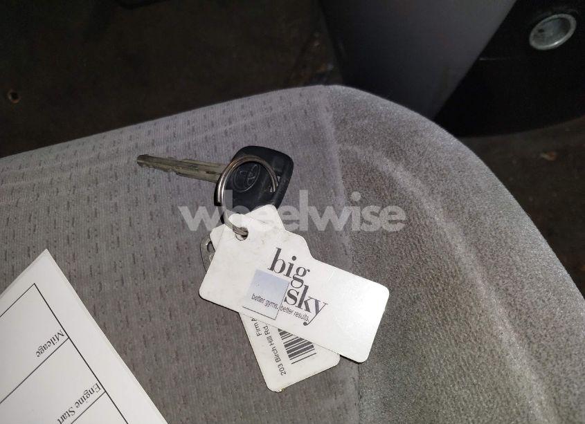 Photo 11 of 2006 Toyota Sienna CE (VIN 5TDZA23C26S524083)