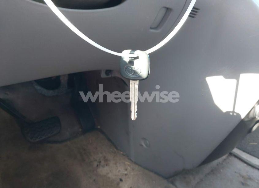 Photo 11 of 2006 Toyota Sienna CE (VIN 5TDZA23C26S533592)