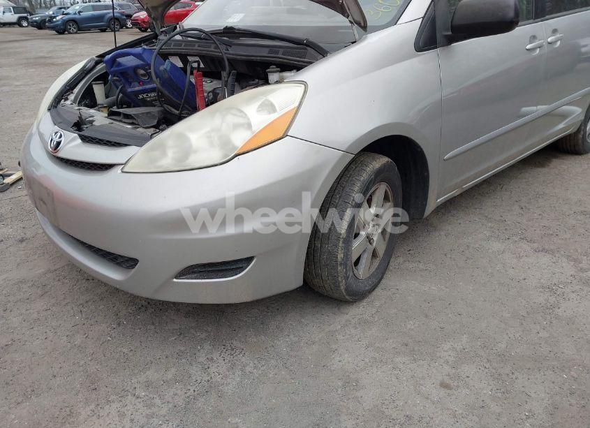 Photo 6 of 2006 Toyota Sienna LE (VIN 5TDZA23C26S540235)