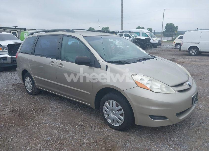 2006 Toyota Sienna CE (VIN 5TDZA23C26S563613) main photo