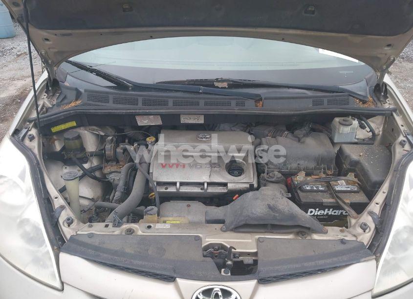 Photo 10 of 2006 Toyota Sienna CE (VIN 5TDZA23C26S563613)