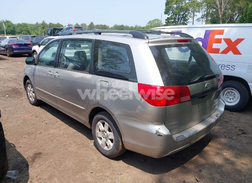 Photo 3 of 2004 Toyota Sienna CE (VIN 5TDZA23C34S019361)